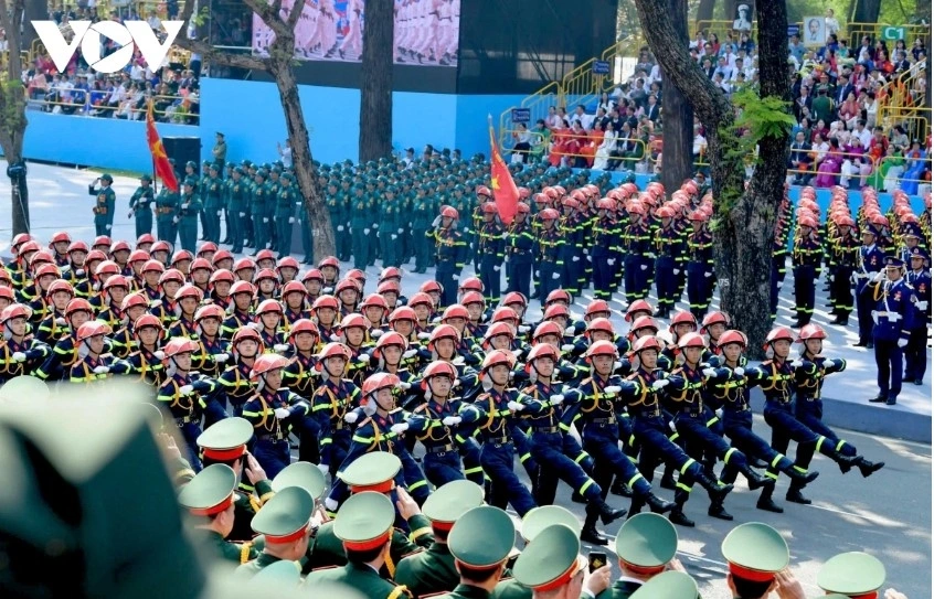 64 năm qua, các thế hệ cán bộ, chiến sĩ lực lượng Cảnh sát Phòng cháy, chữa cháy và cứu nạn, cứu hộ luôn khắc phục khó khăn, gian khổ, dũng cảm chiến đấu, hy sinh, lập nhiều chiến công xuất sắc trên trận tuyến chiến đấu với “giặc lửa”, bảo vệ tài sản của Nhà nước, tính mạng và tài sản của Nhân dân, vinh dự được Đảng, Nhà nước tặng thưởng Huân Chương Hồ Chí Minh, Huân chương Độc lập, Huân chương Quân công và nhiều phần thưởng cao quý khác.