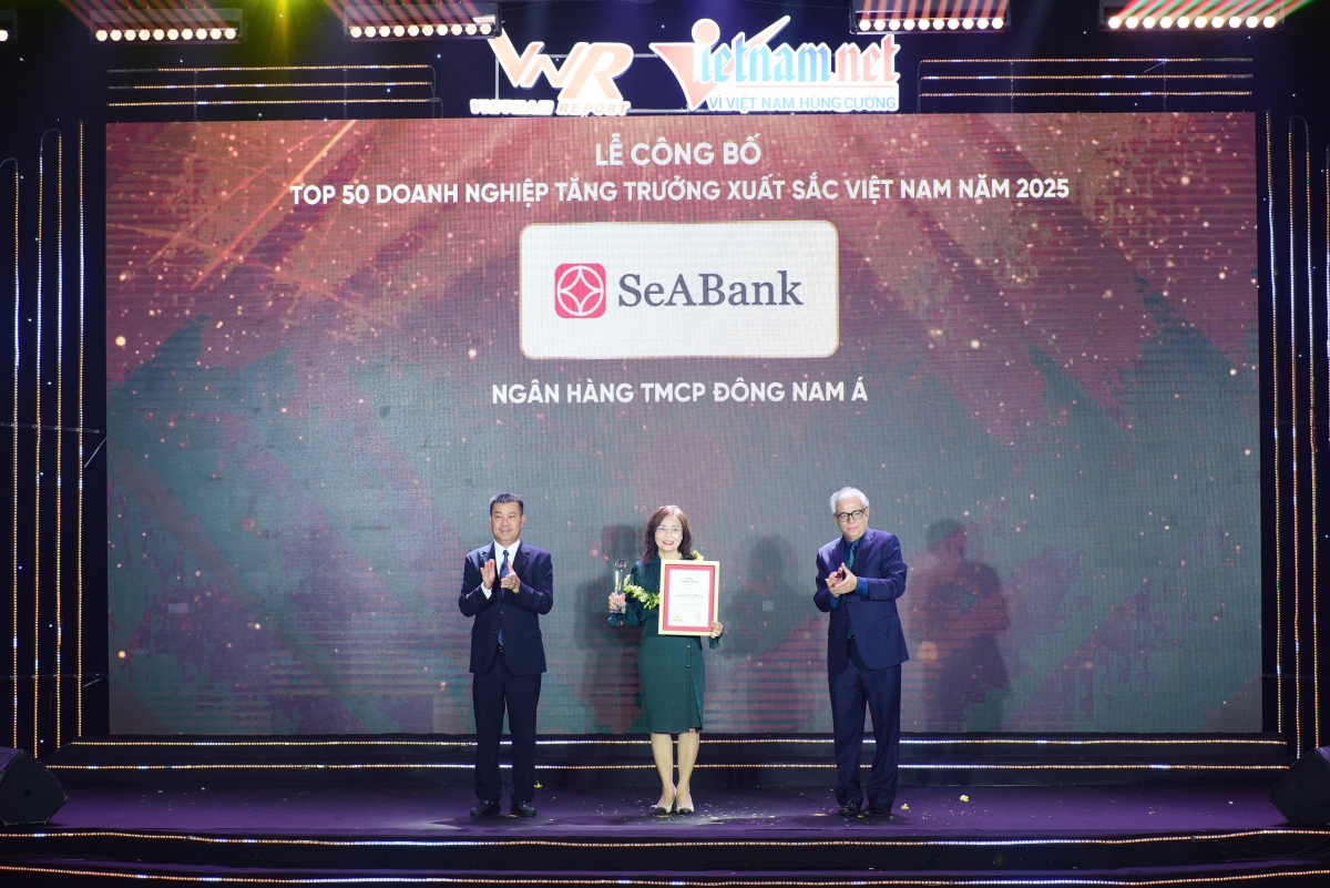 Ngân hàng TMCP Đông Nam Á (SeABank, HOSE: SSB) tiếp tục được vinh danh thứ 193 trong Top 500 Doanh nghiệp tăng trưởng nhanh nhất Việt Nam năm 2025 (FAST500)