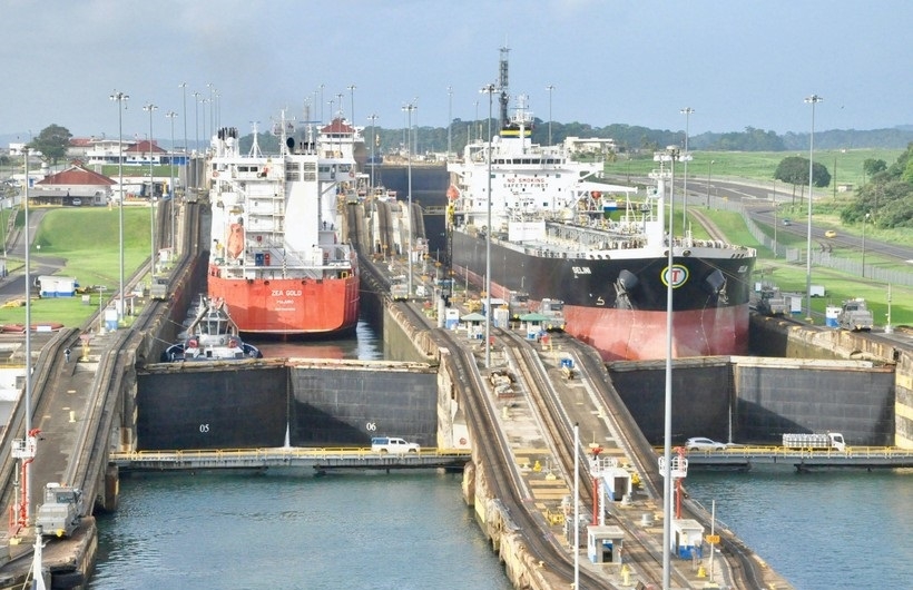 Việc mua lại hai cảng ở hai đầu kênh đào Panama sẽ giúp Mỹ kiểm soát được tuyến vận tải biển chiến lược này. Ảnh: Atvnews.
