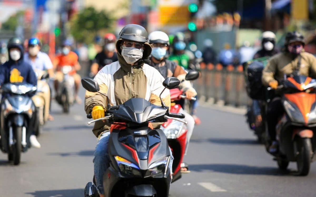 Hà Nội có sương mù nhẹ, trưa chiều hửng nắng