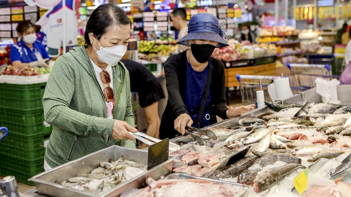 Thủy hải sản tươi mới mỗi ngày giá cả phải chăng đảm bảo chất lượng tại hệ thống siêu thị Co.opmart, Co.opxtra