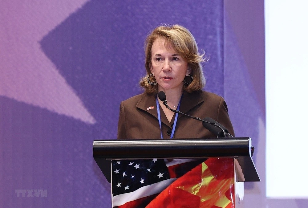 Bà Virginia Foote, Giám đốc Điều hành Bay Gobal Stategie, Phó Chủ tịch Phòng Thương mại Hoa Kỳ (AmCham) tại Việt Nam (Ảnh: TTXVN)