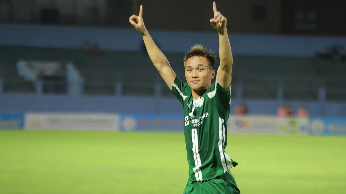 Lưu Tự Nhân dẫn đầu danh sách vua phá lưới giải hạng Nhất Quốc gia (Ảnh: Bình Phước FC)