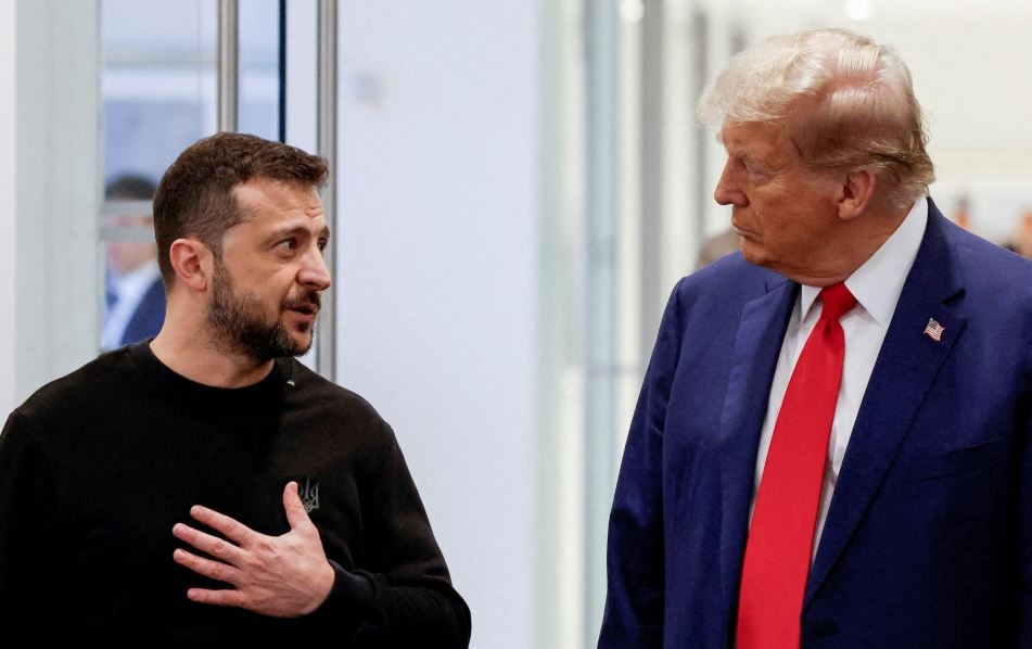 Tổng thống Ukraine Volodyrmyr Zelensky và Tổng thống Mỹ Donald Trump. Ảnh: Reuters