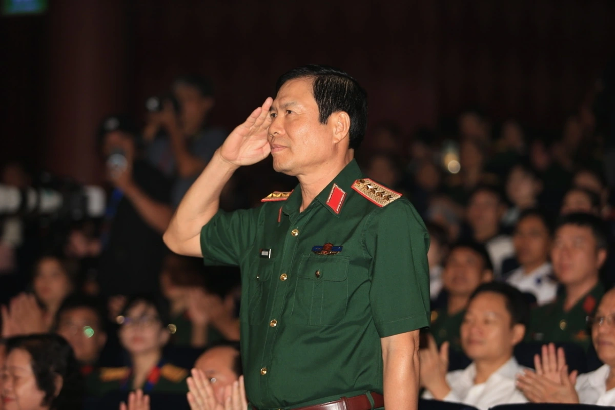 Đại tướng Nguyễn Tân Cương - Tổng Tham mưu trưởng QĐND Việt Nam, Thứ trưởng Bộ Quốc phòng.