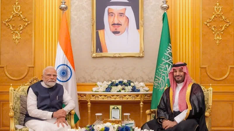 Thái tử Saudi Arabia Mohammed bin Salman và Thủ tướng Ấn Độ Narendra Modi. (Ảnh: SPA)