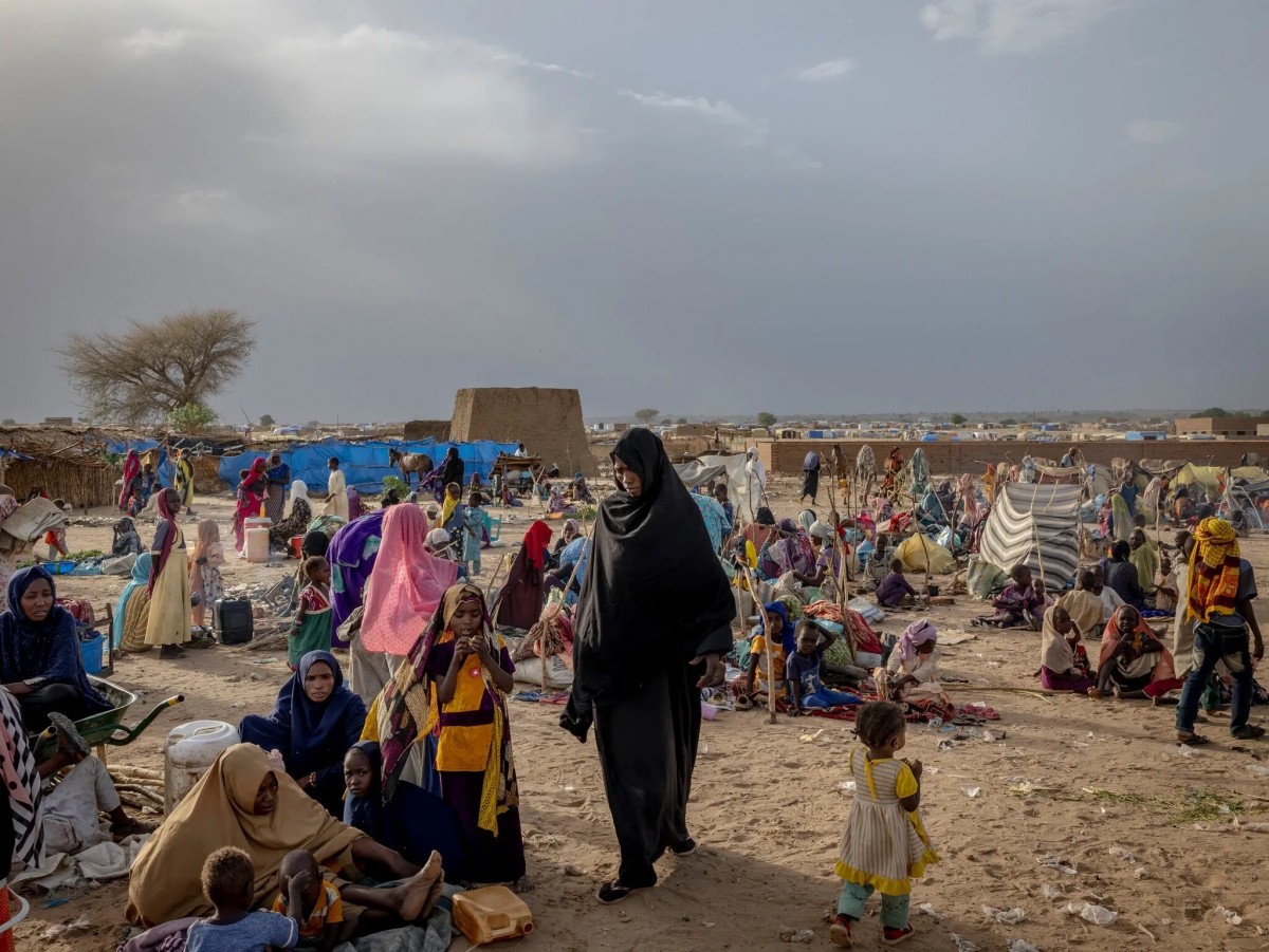 Người tị nạn từ khu vực Darfur ở Sudan tại Adre, Chad, vào năm ngoái. Ảnh: NY Post