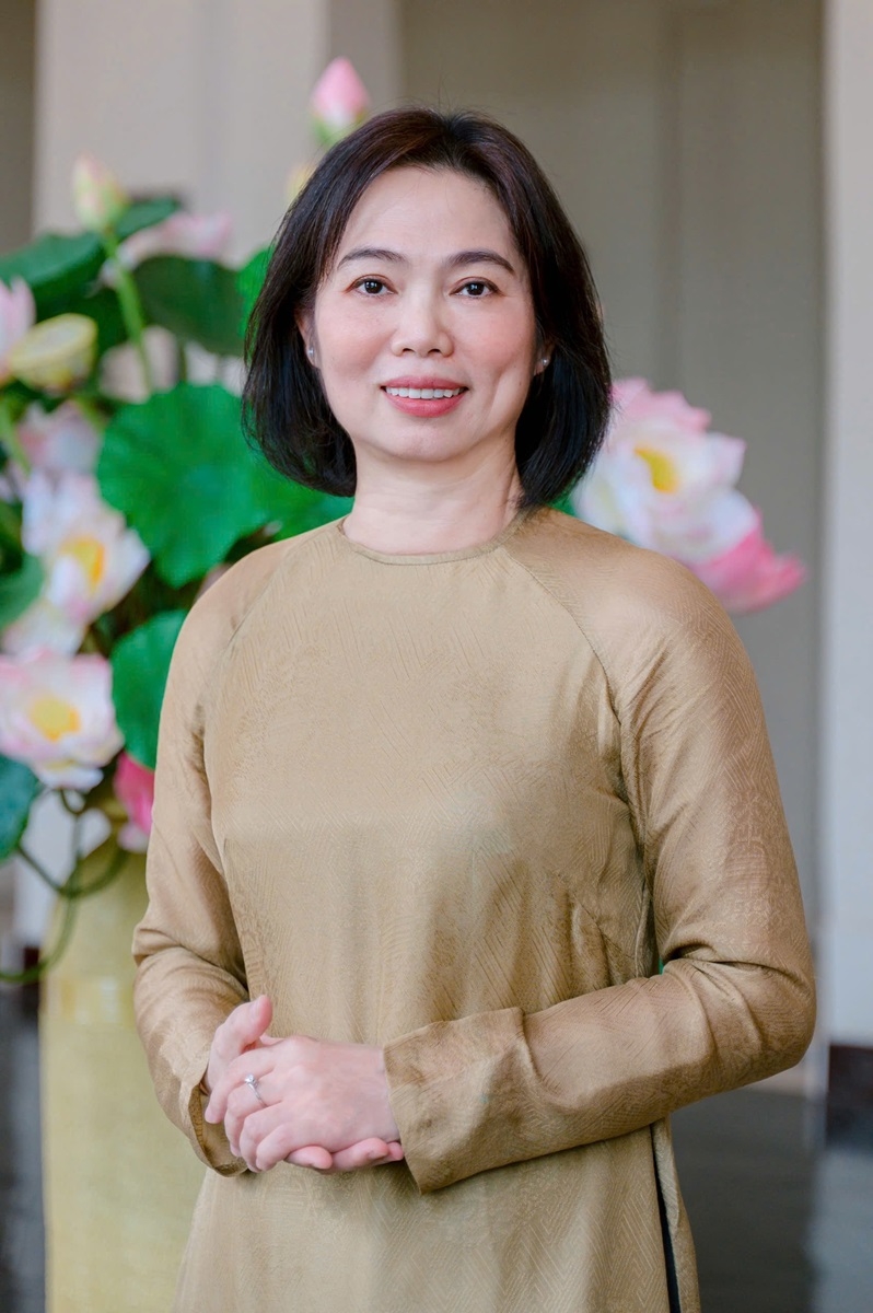 Bà Trần Anh Đào – Phó Tổng Giám đốc phụ trách Ban Điều hành Sở Giao dịch Chứng khoán TP. Hồ Chí Minh (HOSE)
