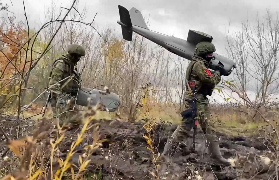 Máy bay không người lái đóng vai trò ngày càng quan trọng trong cuộc xung đột Nga-Ukraine. Ảnh: TASS