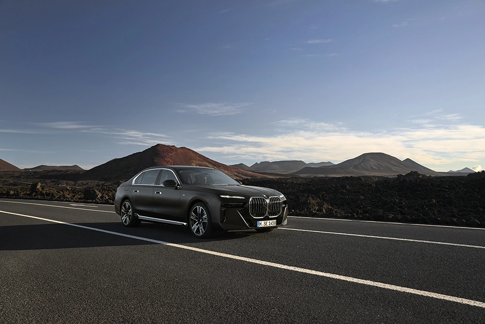 Dòng xe BMW Luxury Class nhận được nhiều đặc quyền mới từ BMW Excellence Club
