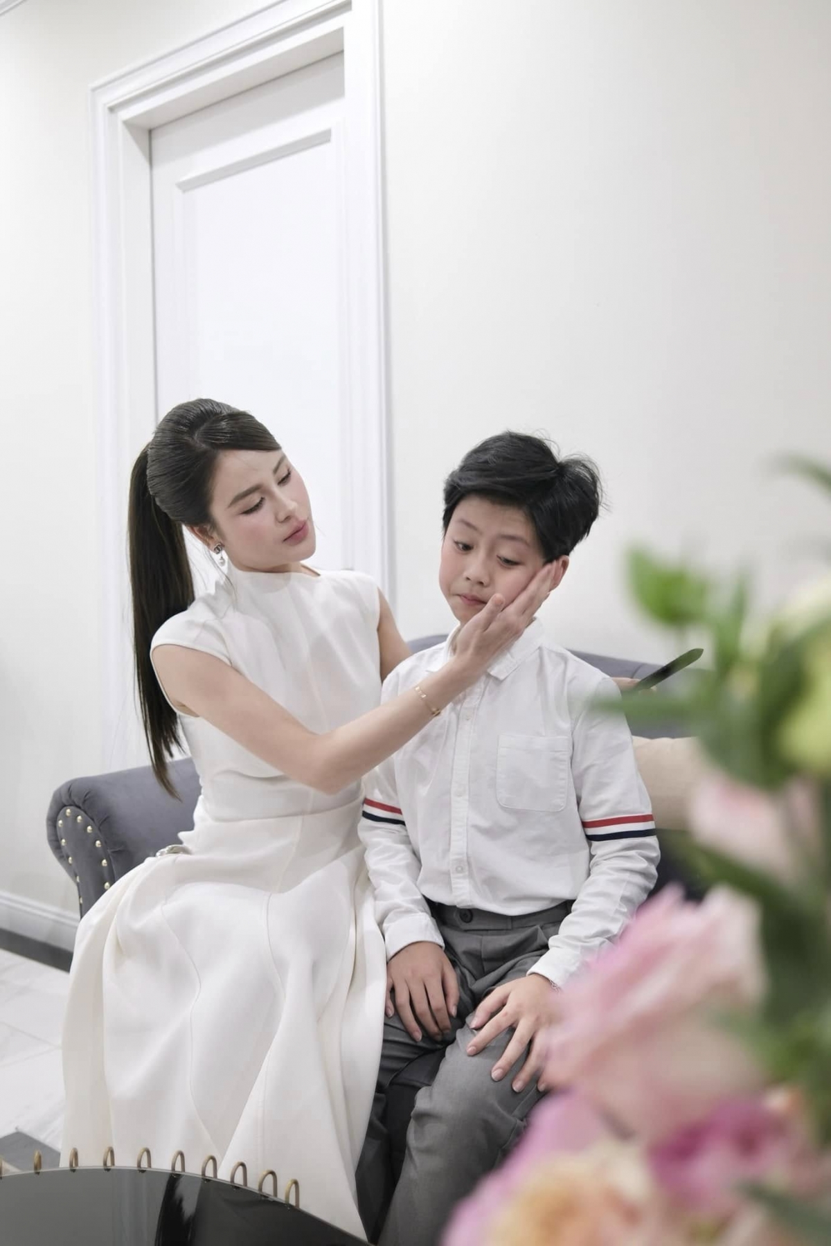Lương Thu Trang và con trai