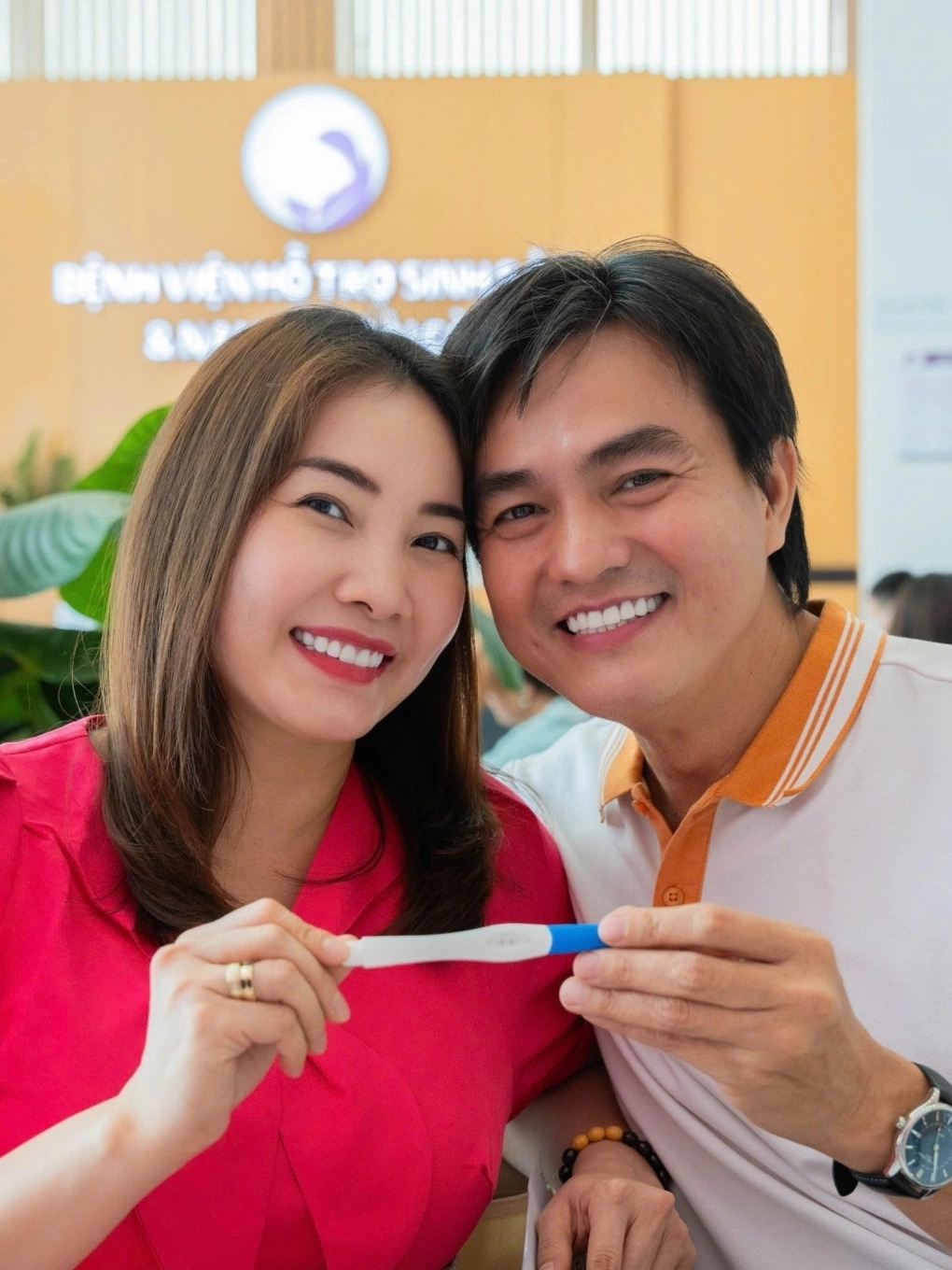 Diễn viên Cao Minh Đạt cho biết vợ anh, Trúc Trương, đã đậu thai sau khoảng ba tháng theo đuổi phương pháp thụ tinh trong ống nghiệm.