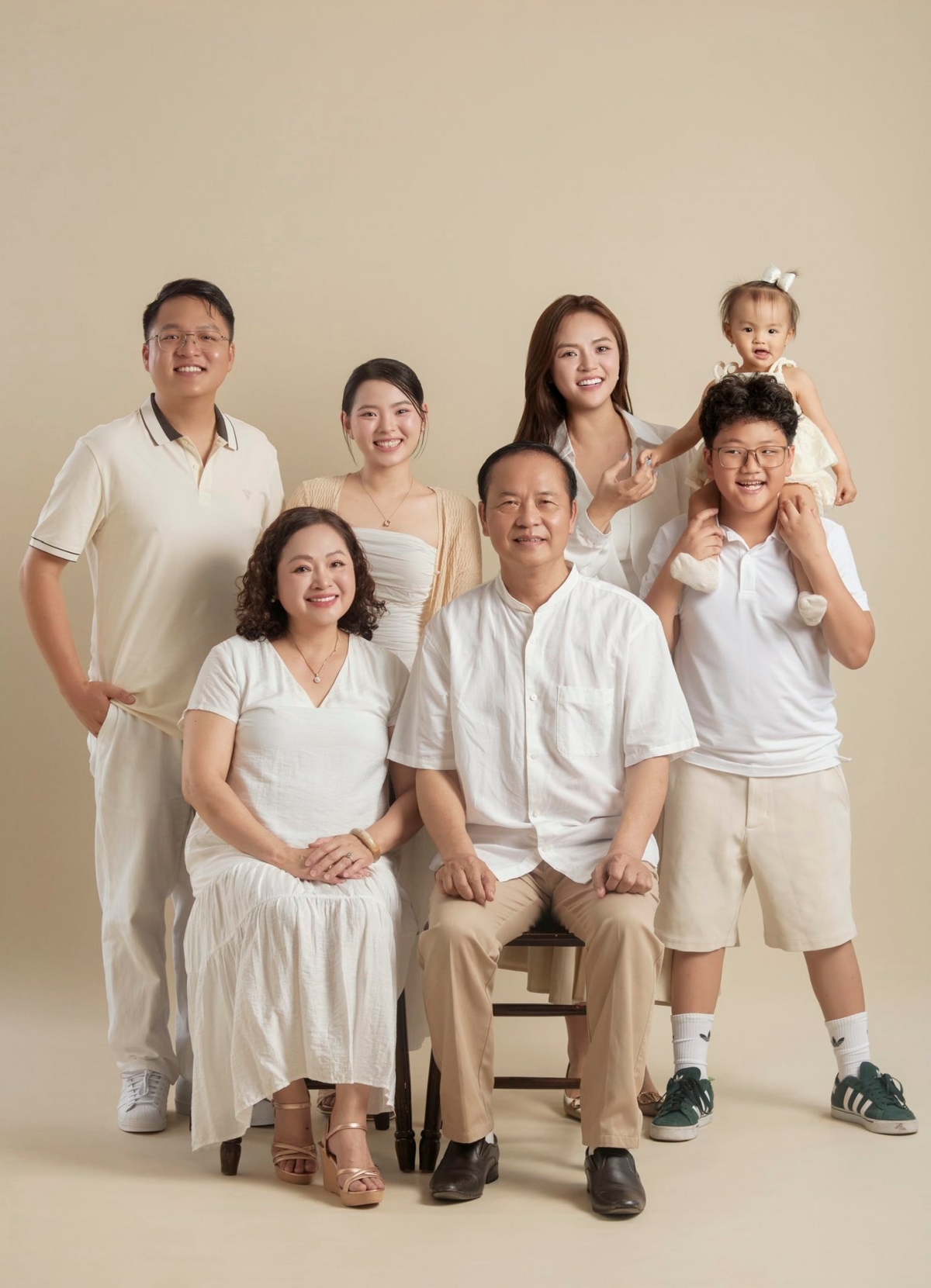 Gia đình 3 thế hệ nhà Thu Quỳnh