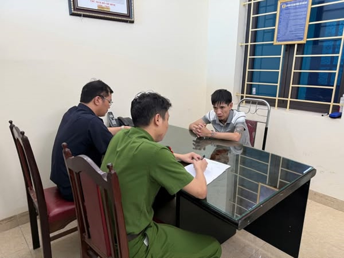 Đối tượng Nguyễn Xuân Tình tại cơ quan điểu tra.