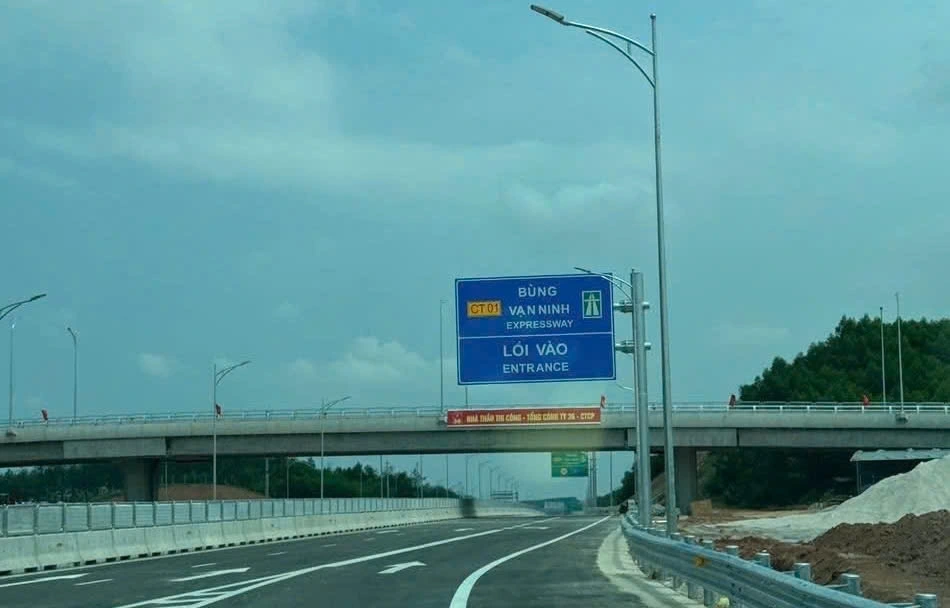 5 tuyến cao tốc này sẽ được khai thác trong thời hạn 7 năm kể từ ngày bắt đầu thu phí. Mức thu từ 900 đồng/km đến 1.300 đồng/km. 
