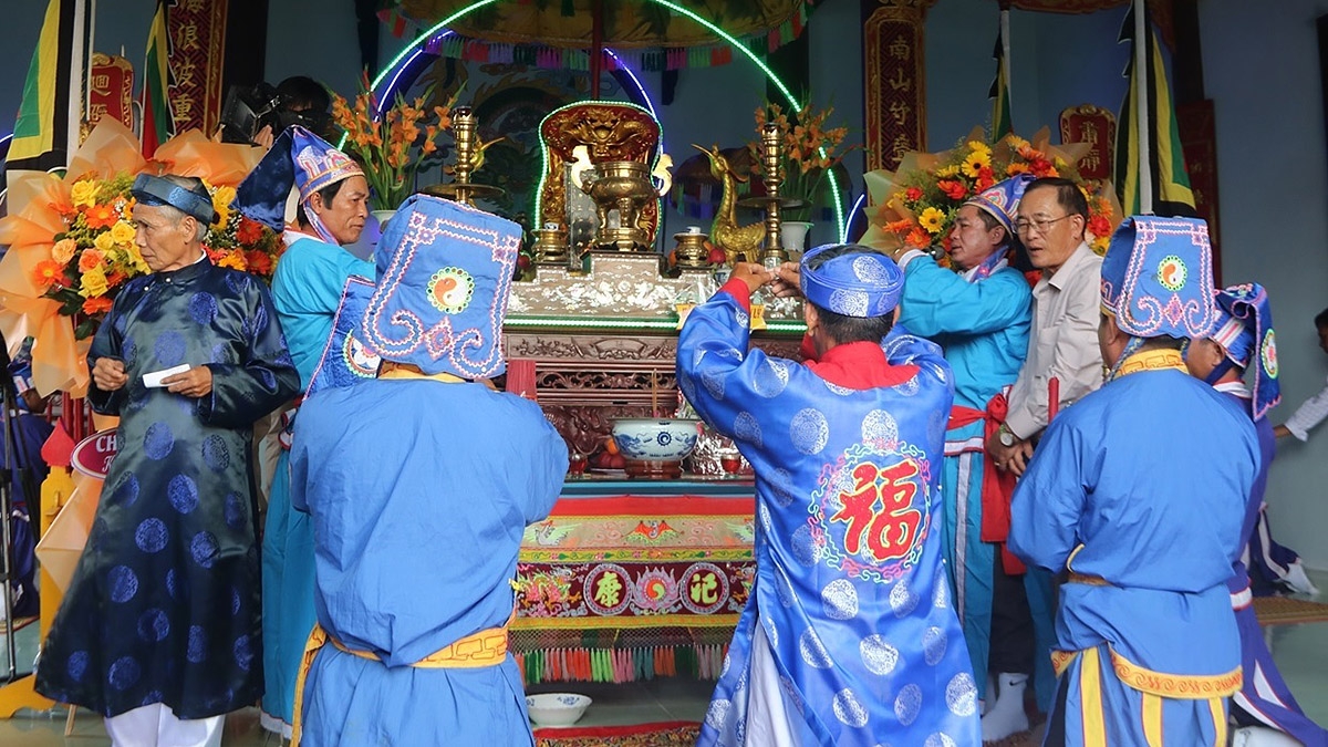 Dự án Bảo tồn và phát huy giá trị Lễ hội cầu ngư Vạn đầm Xương Lý phục vụ phát triển du lịch gắn với xây dựng nông thôn mới.