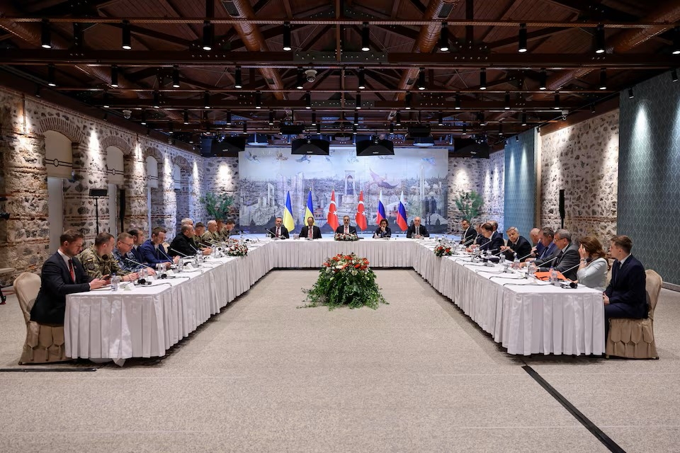 Hình ảnh đầu tiên về cuộc đàm phán giữa đoàn Nga và Ukraine tại Thổ Nhĩ Kỳ (Ảnh: Reuters)