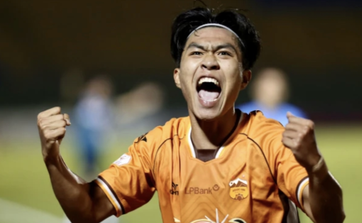 Ly Duc of Hoang Anh Gia Lai FC is added to the national squad before their crucial clash with Malaysia on June 10