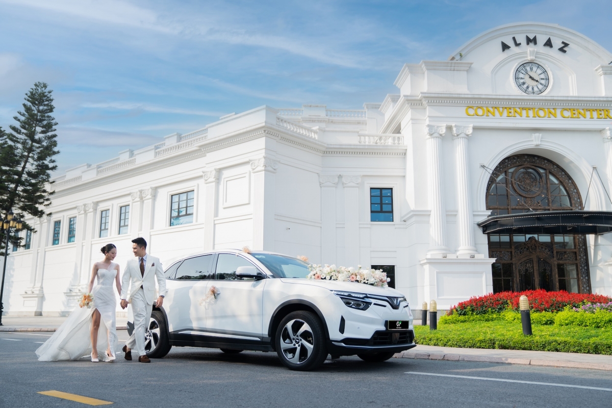 Green Future kết hợp cùng Vinpearl đưa ra các gói dịch vụ cưới trọn gói từ địa điểm tổ thức đến phương tiện di chuyển