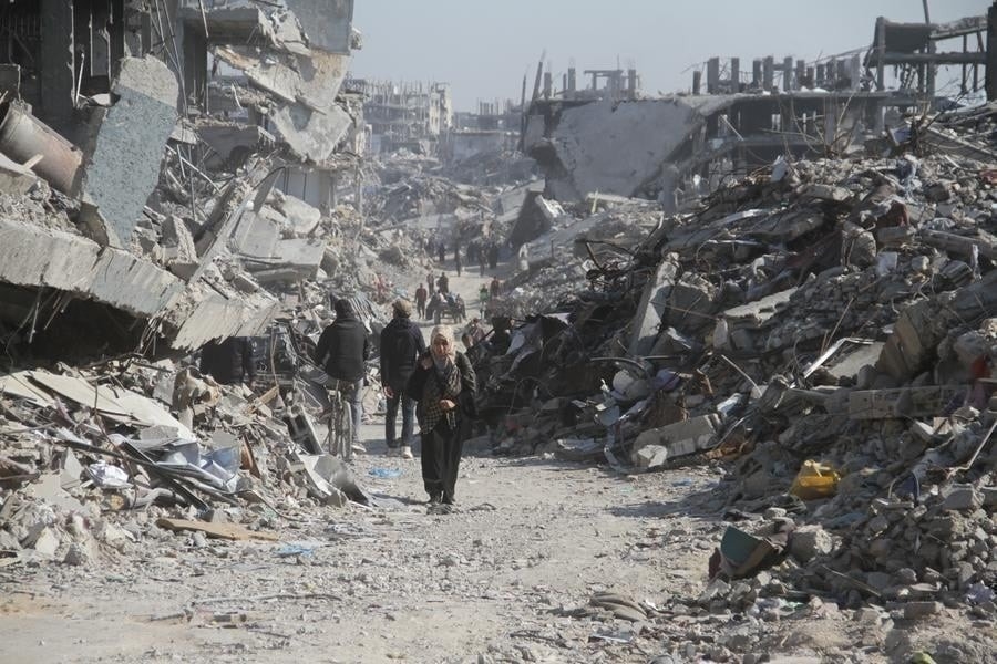 Người dân Palestine tại trại tị nạn Jabalia ở phía bắc Dải Gaza (Ảnh: Tân Hoa Xã)