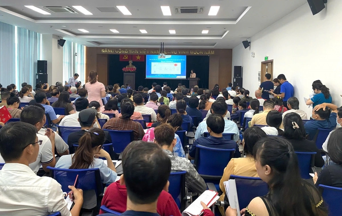 Các hộ kinh doanh tham gia tập huấn.