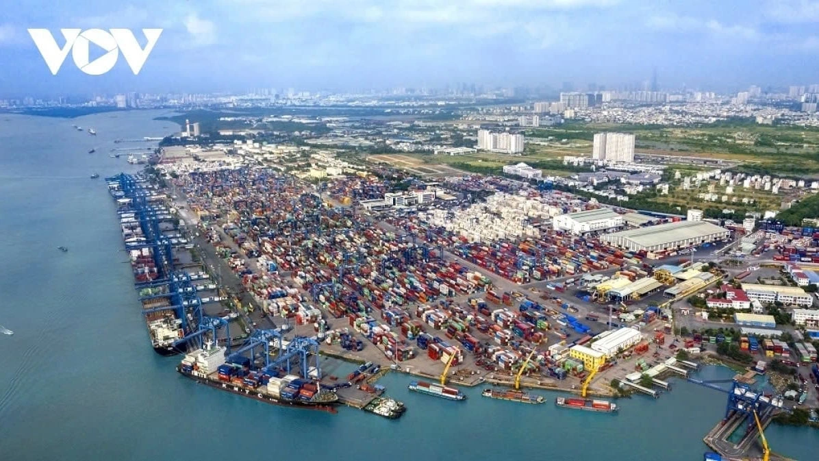 4 tháng đầu năm, tổng kim ngạch xuất nhập khẩu đạt 276,89 tỷ USD, tăng 15,7% so với cùng kỳ năm 2024.