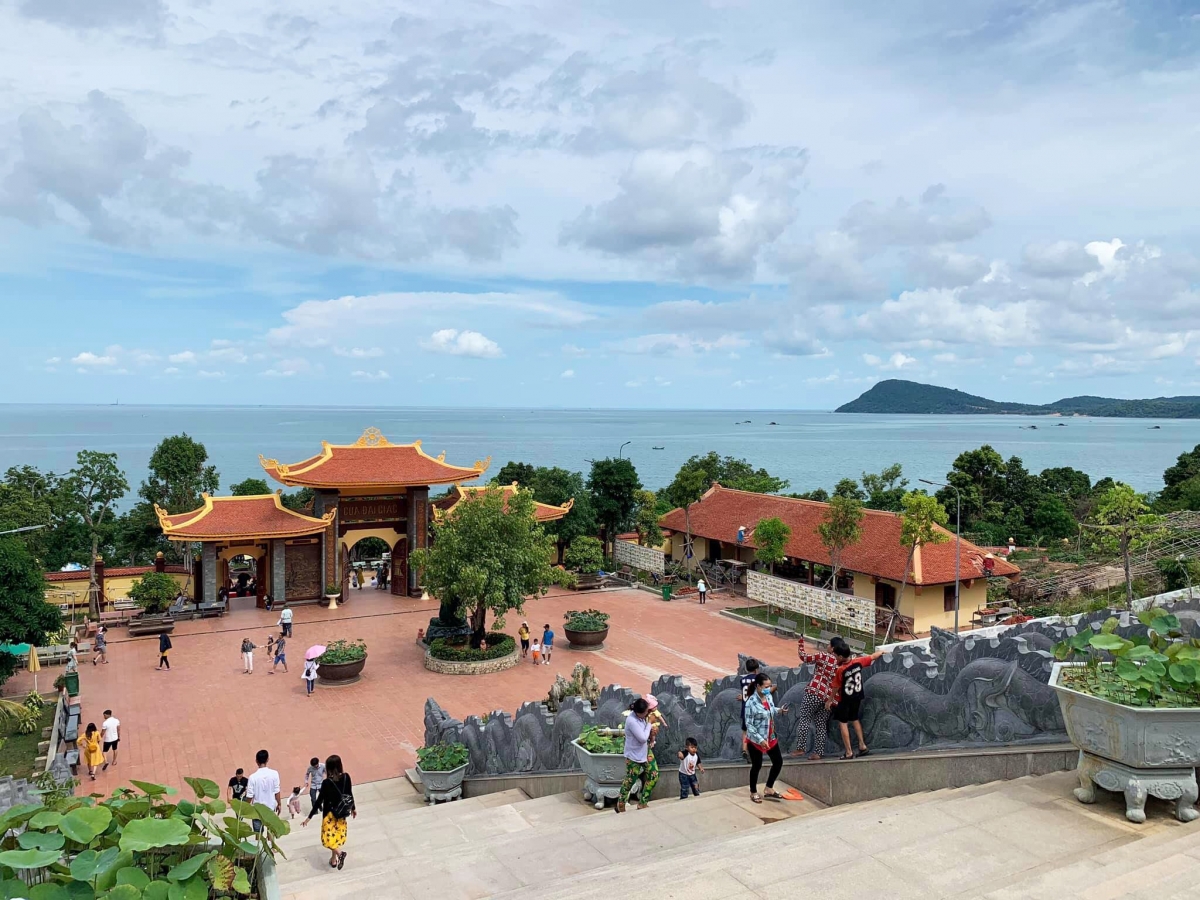 Chùa Hộ quốc - Phú Quốc (ảnh tại triển lãm)