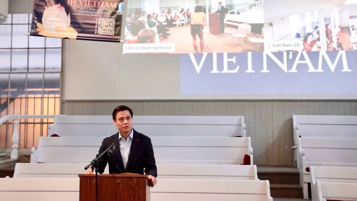Đại sứ Đặng Hoàng Giang, Trưởng phái đoàn thường trực Việt Nam tại Liên Hợp Quốc phát biểu tại buổi lễ