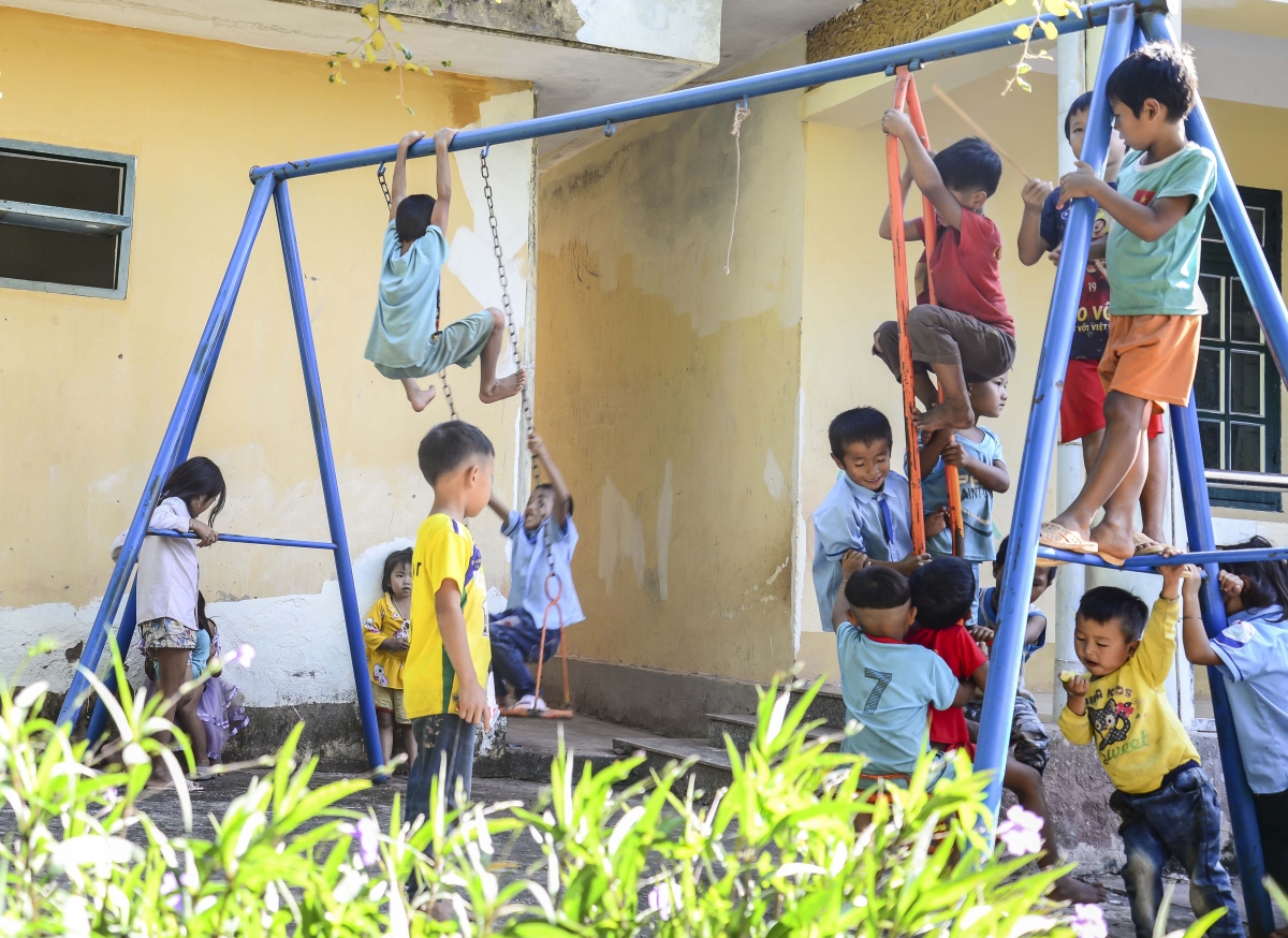 Miễn học phí thể hiện sự quan tâm sâu sắc của Đảng và Nhà nước đến tương lai của thế hệ trẻ, những chủ nhân của đất nước.