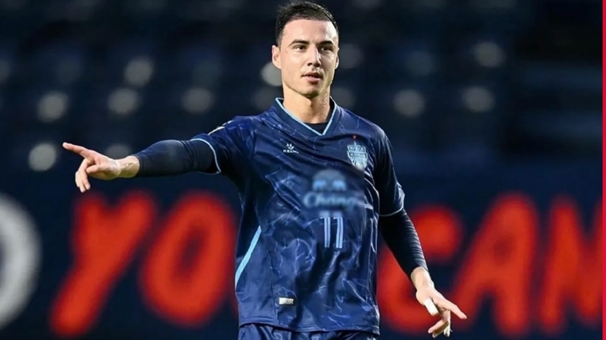 Dion Cools quyết định sang Nhật Bản chơi bóng (Ảnh: Asean Football)