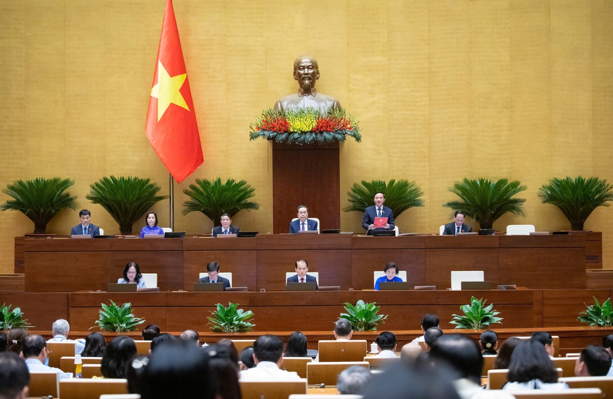 Quốc hội thảo luận về dự thảo Nghị quyết sửa đổi, bổ sung một số điều của Hiến pháp năm 2013 và Luật Tổ chức chính quyền địa phương (sửa đổi)