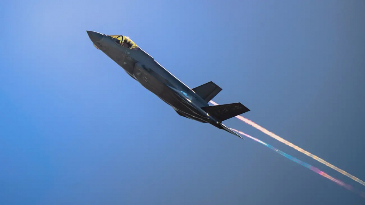 Tiêm kích F-35. Ảnh: USAF