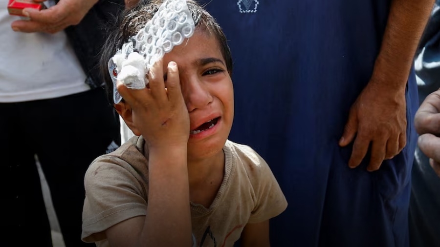 Những đứa trẻ ở Gaza trở thành nạn nhân của xung đột. (Ảnh: Reuters)