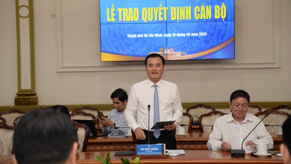 Phó Chủ tịch UBND TP.HCM Bùi Xuân Cường phát biểu giao nhiệm vụ