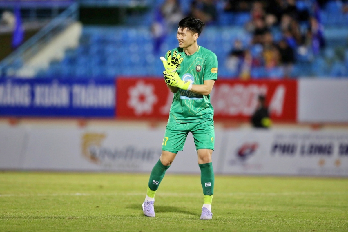 Thủ môn Trịnh Xuân Hoàng tiếp tục bị treo giò ở vòng 23 V-League 2024/2025. (Ảnh: CLB Thanh Hóa)
