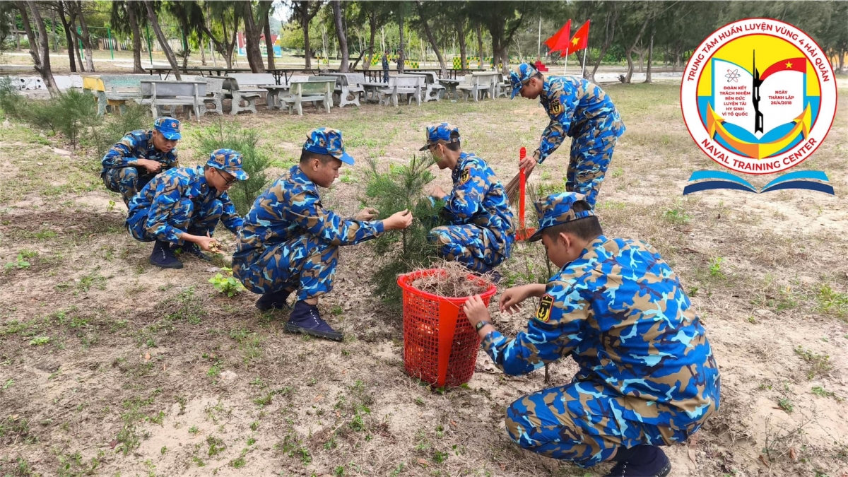 Dù trong điều kiện thời chiến hay thời bình, hình ảnh “Bộ đội Cụ Hồ - Người chiến sĩ Hải quân” luôn là những con người quả cảm.