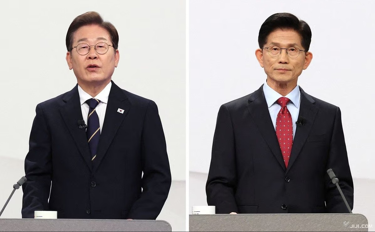 Hai ứng cử viên đang dẫn đầu trong bầu cử Tổng thống Hàn Quốc Lee Jae-myung (trái) và Kim Moon-soo (Ảnh: Jiji Press)