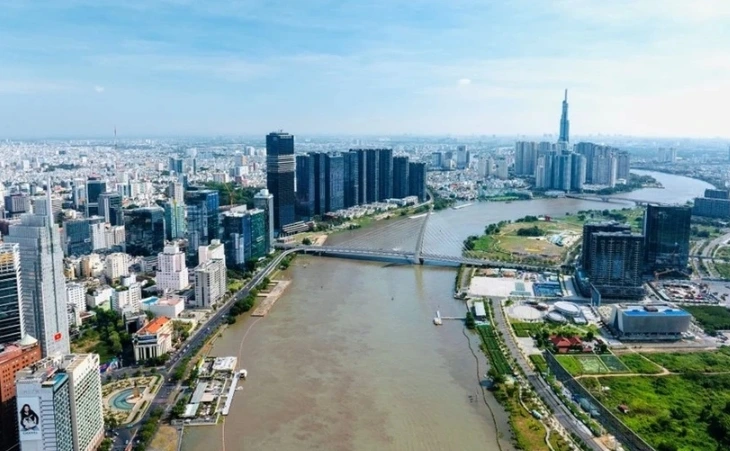 Urban areas along Sai Gon River in Ho Chi Minh City. (Photo: qdnd.vn)