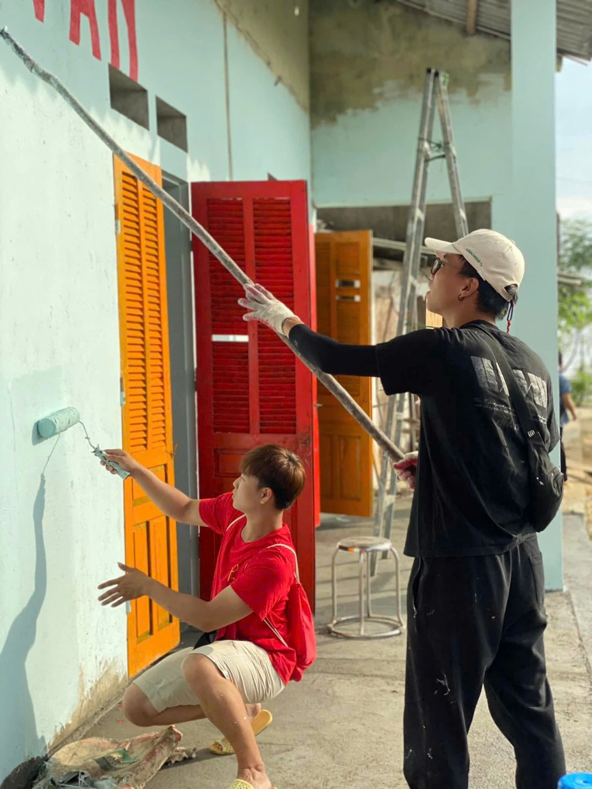 Trại hè thiện nguyện giúp trẻ phát triển lòng yêu thương, chia sẻ và trách nhiệm với cộng đồng.