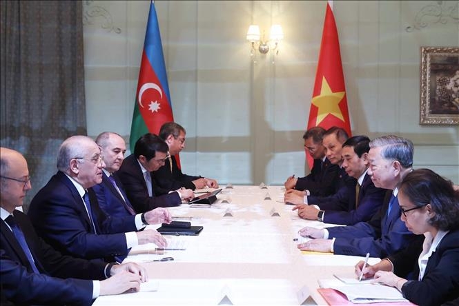 Tổng Bí thư Tô Lâm hội kiến Thủ tướng Azerbaijan Ali Asadov. Ảnh: Thống Nhất/TTXVN