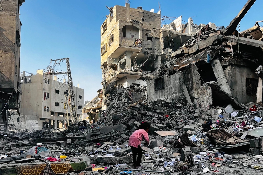 Xung đột giữa Israel và Hamas đã biến Dải Gaza thành vùng đất chết (Ảnh: REUTERS)