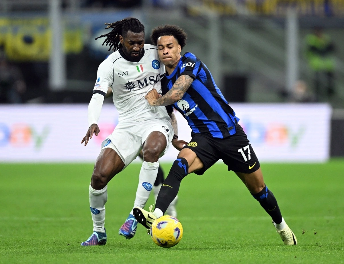 Chỉ còn Serie A chưa tìm ra được đội đăng quang. Ảnh: Reuters.