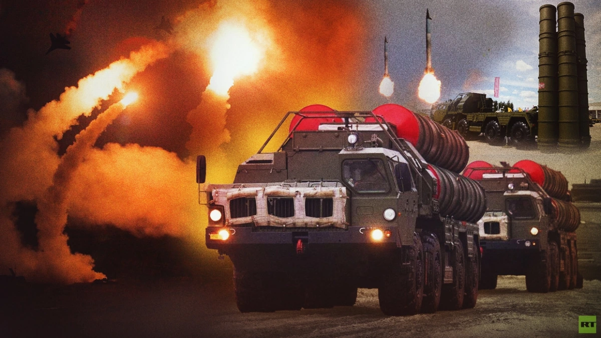 Hệ thống phòng không S-400 “Triumf” do Nga sản xuất. Ảnh: RT