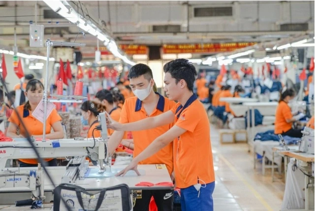 Tạo thuận lợi cho kinh tế tư nhân tiếp cận nguồn lực. Ảnh minh họa