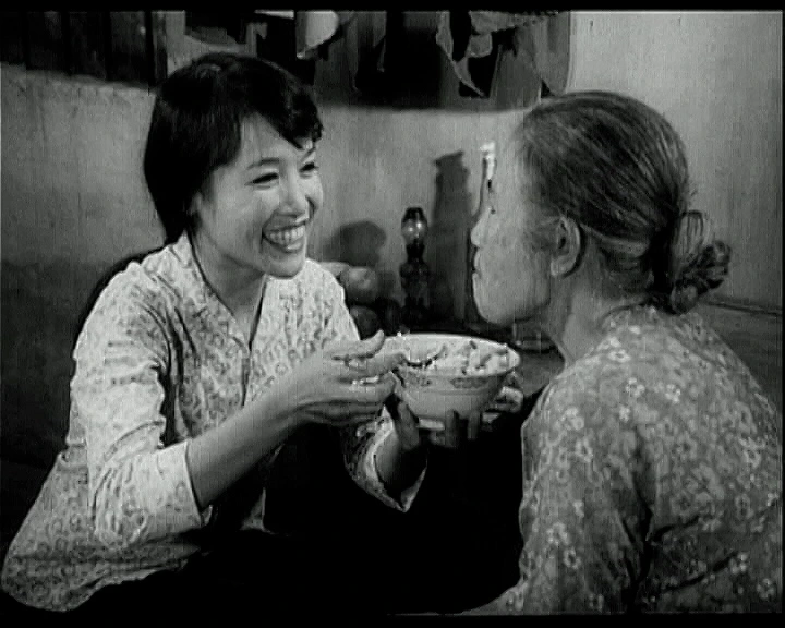 NSND Tú Oanh