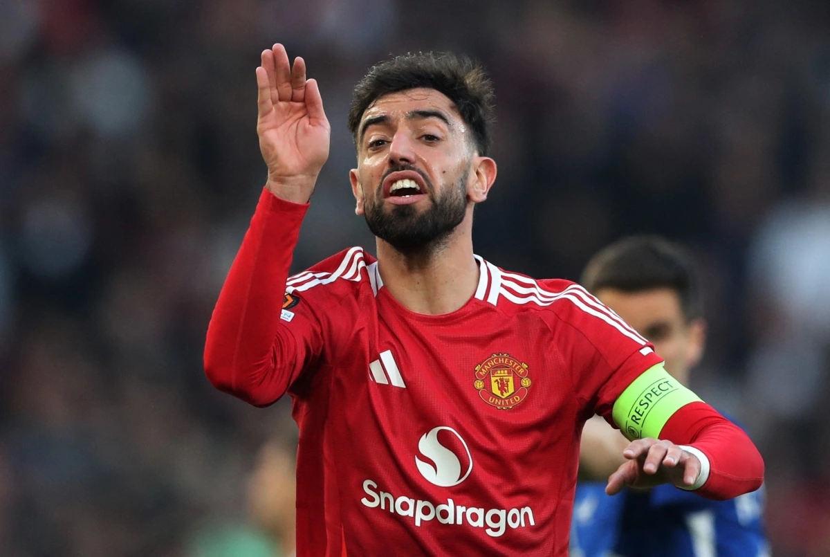 MU sẽ làm khách trên sân của Chelsea (Ảnh: Reuters).