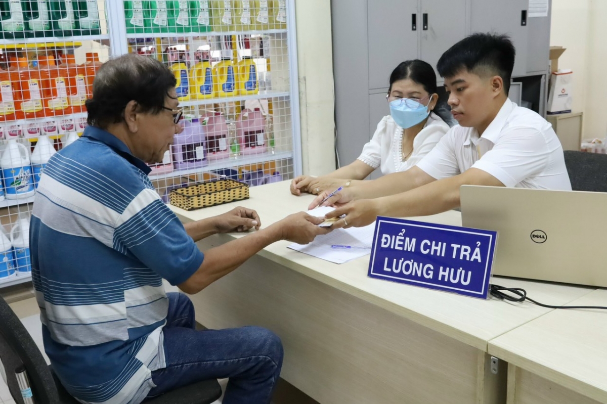 Số người giải quyết hưởng lương hưu tăng cao với hơn 27 nghìn người.