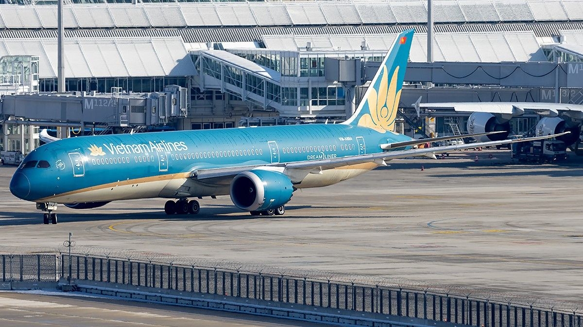 Máy bay của Vietnam Airlines tại sân bay Franfurt, Đức.