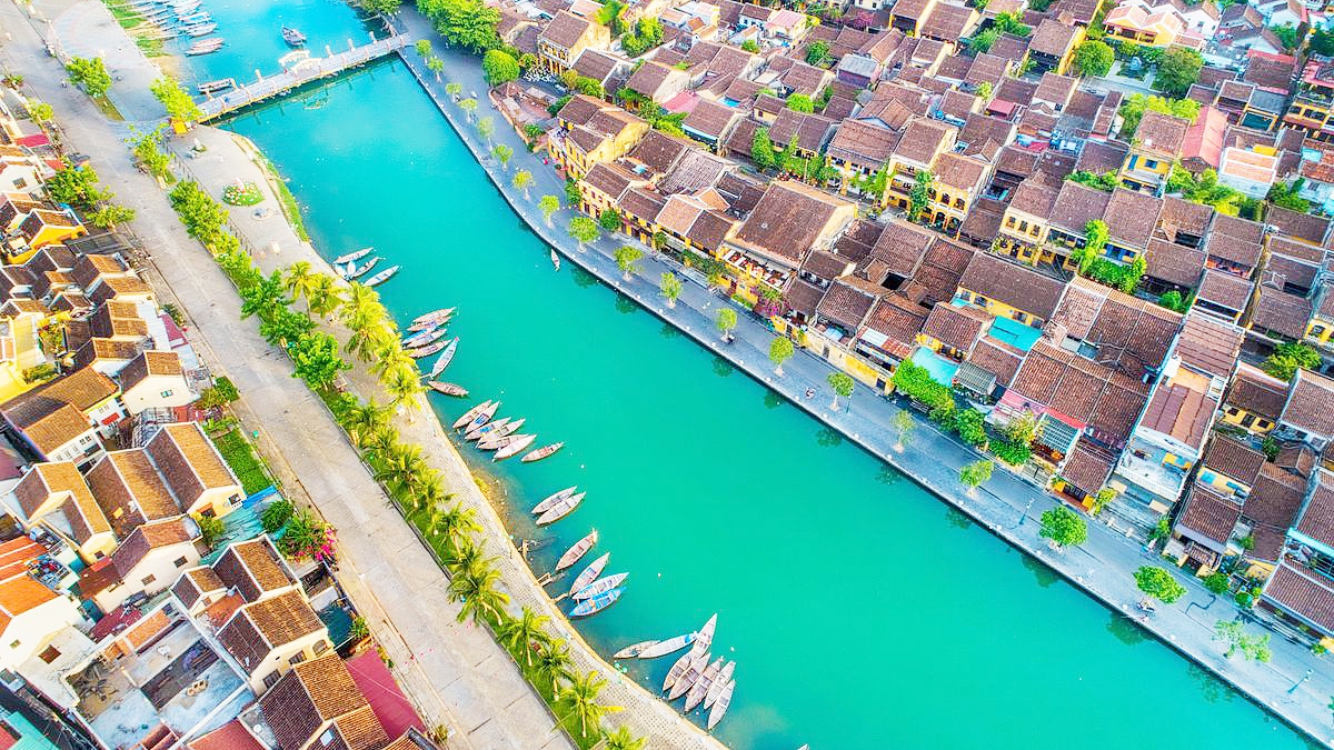 Các doanh nghiệp du lịch phải chấp nhận “hy sinh” một phần lợi ích để kích thích thị trường hấp dẫn hơn.