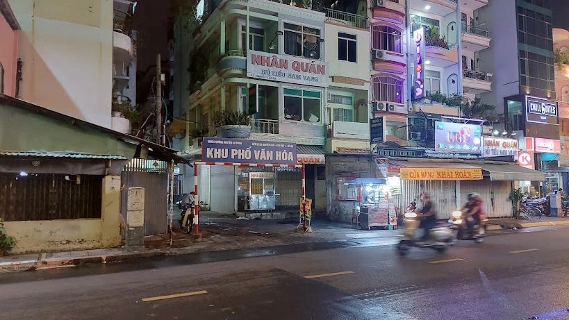 Phạm vi lấy ý kiến cử tri là đại diện hộ gia đình cư trú thực tế ở khu phố, ấp chịu ảnh hưởng trực tiếp khi sắp xếp 
